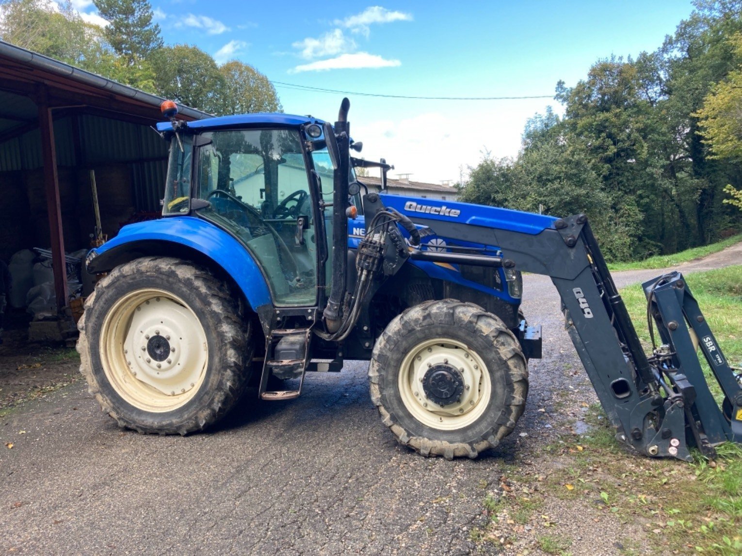 Tracteur agricole New Holland T5.105 DUAL COMMAND - 1