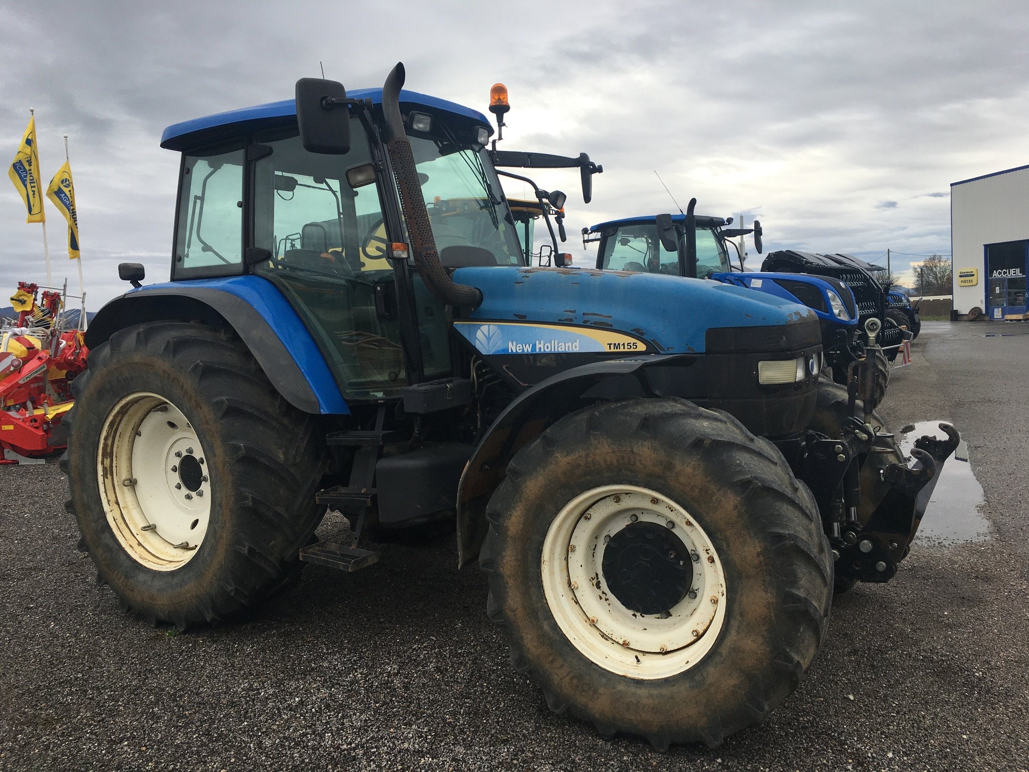 Tracteur agricole New Holland TM155 POWER COMMAND - 1