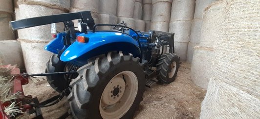 Tracteur agricole New Holland TD5020 - 4